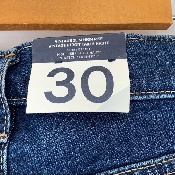 GAP Vintage Slim High Rise Jeans Womens 10/30 Blue Raw Hem Medium Wash New NWT - Picture 6 of 8